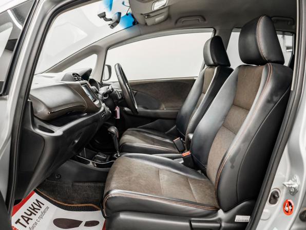 Honda Fit Shuttle I с пробегом 2013 года, цена 950 000 рублей, 178153 км, универсал, Автокод Объявления