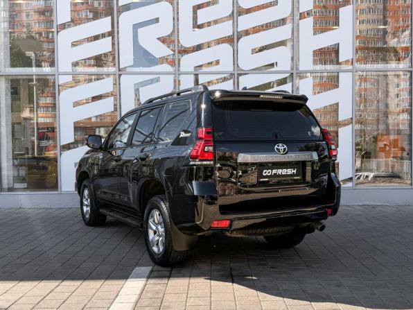 Toyota Land Cruiser Prado 150 Series Рестайлинг 3 с пробегом 2022 года, цена 5 499 000 рублей, 64348 км, внедорожник, Автокод Объявления