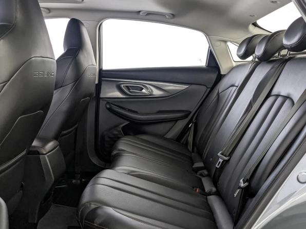 BAIC U5 Plus с пробегом 2023 года, цена 850 000 рублей, 99471 км, седан, Автокод Объявления