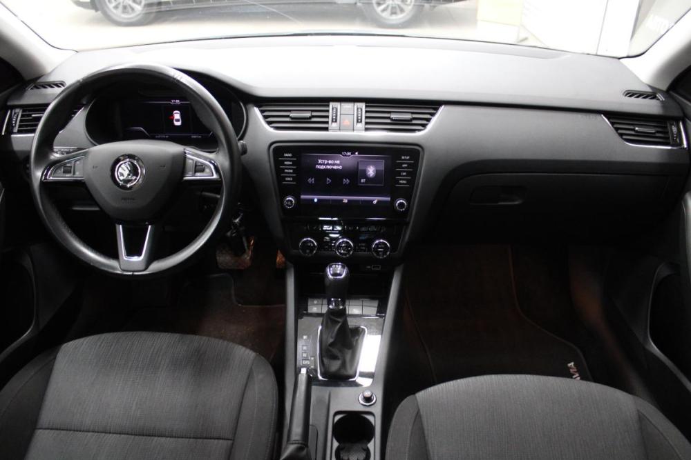 Skoda Octavia III (A7) Рестайлинг Томск  - изображение 9