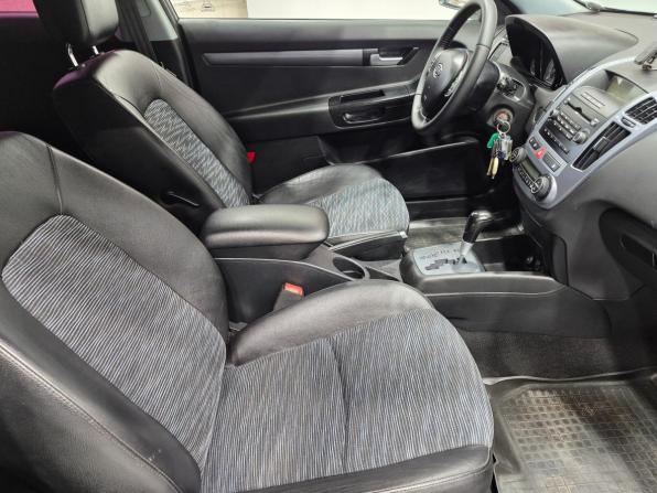 Kia Ceed I с пробегом 2009 года, цена 899 000 рублей, 110300 км, хэтчбек, Автокод Объявления