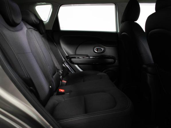 Kia Soul II Рестайлинг с пробегом 2017 года, цена 1 499 000 рублей, 130895 км, хэтчбек, Автокод Объявления