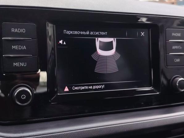 Skoda Rapid II с пробегом 2021 года, цена 1 690 500 рублей, 77552 км, лифтбек, Автокод Объявления