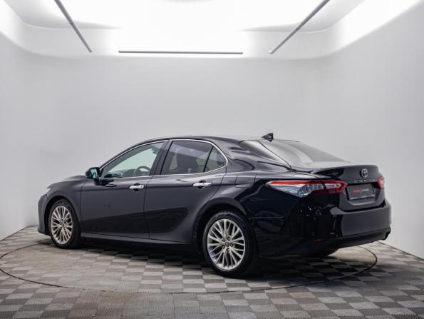 Toyota Camry VIII (XV70) с пробегом 2018 года, цена 1 948 000 рублей, 297976 км, седан, Автокод Объявления