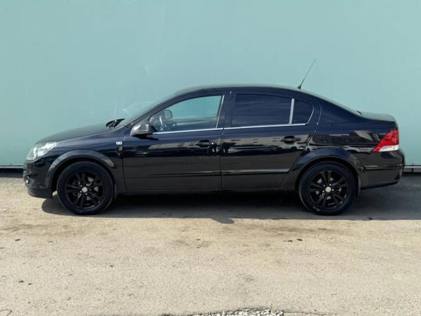 Opel Astra H Рестайлинг с пробегом 2012 года, цена 575 000 рублей, 232478 км, седан, Автокод Объявления