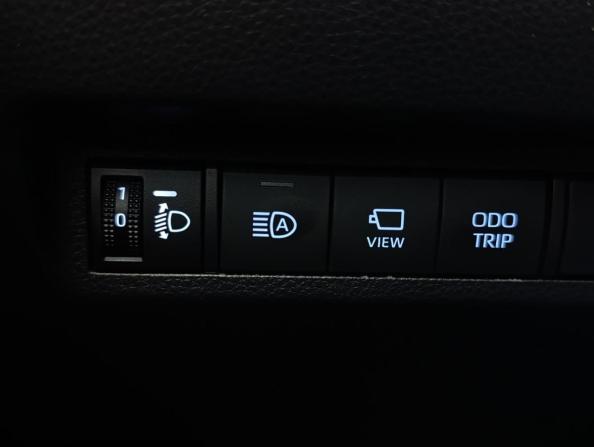 Toyota RAV4 V (XA50) с пробегом 2024 года, цена 3 695 000 рублей, 7250 км, внедорожник, Автокод Объявления