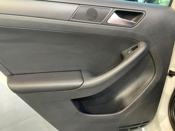 Volkswagen Jetta VI с пробегом 2013 года, цена 910 900 рублей, 158563 км, седан, Автокод Объявления