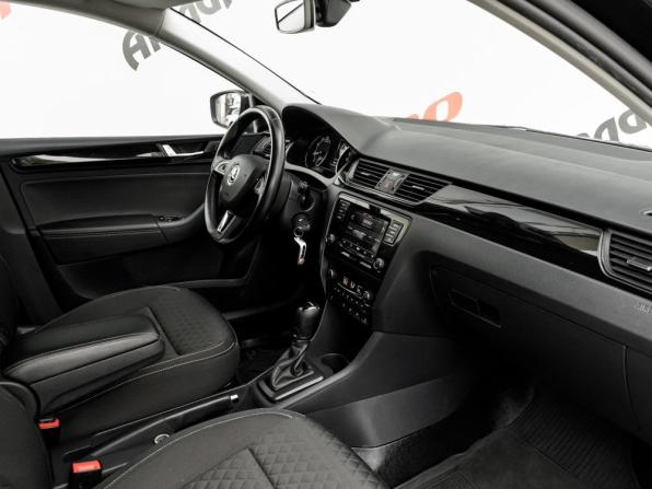 Skoda Rapid I Рестайлинг с пробегом 2018 года, цена 1 465 000 рублей, 86272 км, лифтбек, Автокод Объявления