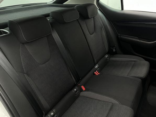 Skoda Octavia IV (A8) с пробегом 2021 года, цена 2 430 000 рублей, 82500 км, лифтбек, Автокод Объявления
