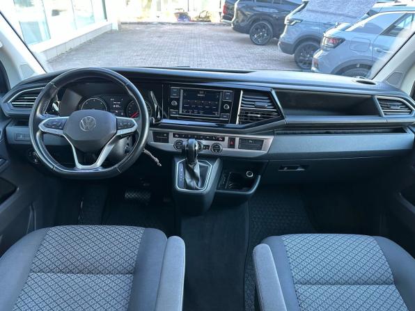 Volkswagen Multivan T6 Рестайлинг с пробегом 2021 года, цена 4 669 000 рублей, 158816 км, минивэн, Автокод Объявления