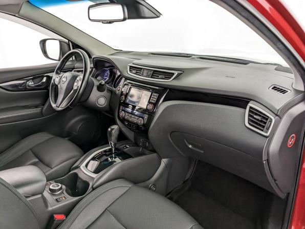 Nissan Qashqai II с пробегом 2017 года, цена 1 835 000 рублей, 76200 км, внедорожник, Автокод Объявления