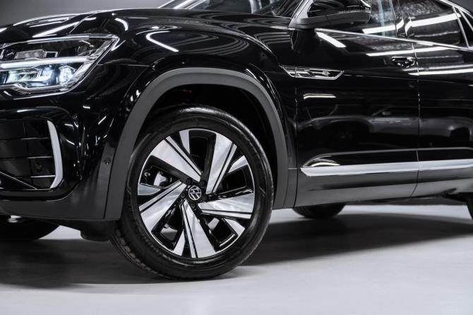 Новый Volkswagen Teramont I Рестайлинг (China Market) 2026 года, цена 5 400 000 рублей, внедорожник, Автокод Объявления