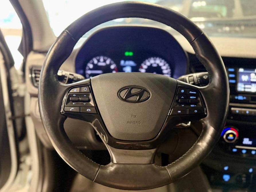 Hyundai Solaris II Великий Новгород  - изображение 12