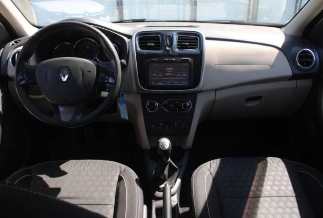 Renault Logan II с пробегом 2016 года, цена 700 000 рублей, 162532 км, седан, Автокод Объявления