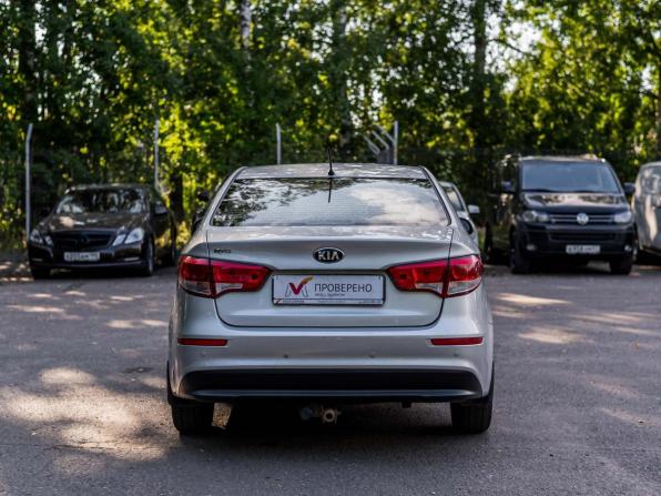 Kia Rio III Рестайлинг с пробегом 2016 года, цена 882 000 рублей, 183712 км, седан, Автокод Объявления