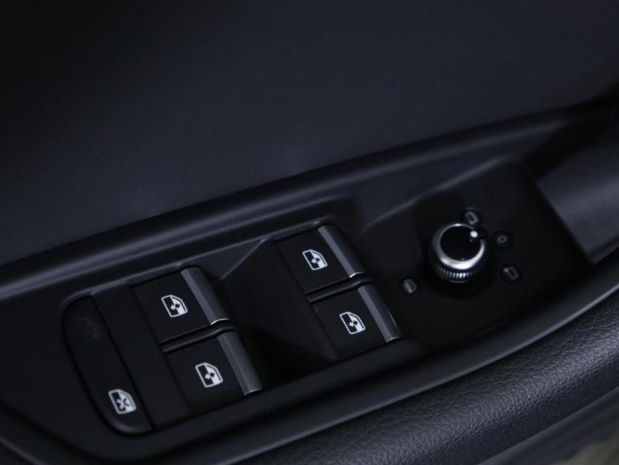 Audi A4 V (B9) Рестайлинг Санкт-Петербург  - изображение 17
