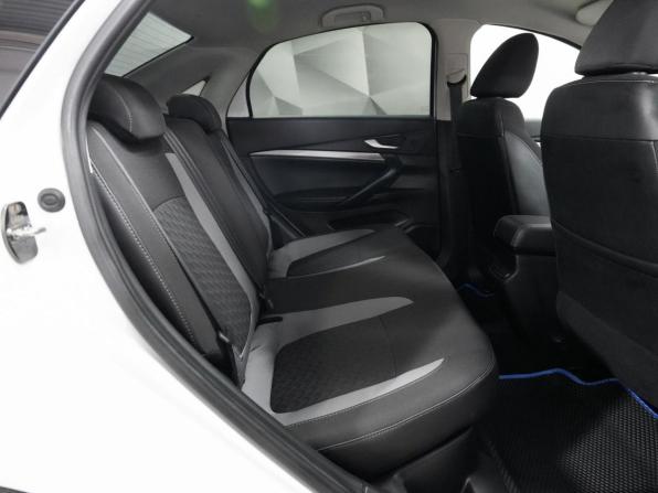 Lada (ВАЗ) Vesta I Рестайлинг (NG) с пробегом 2023 года, цена 1 373 000 рублей, 28500 км, седан, Автокод Объявления