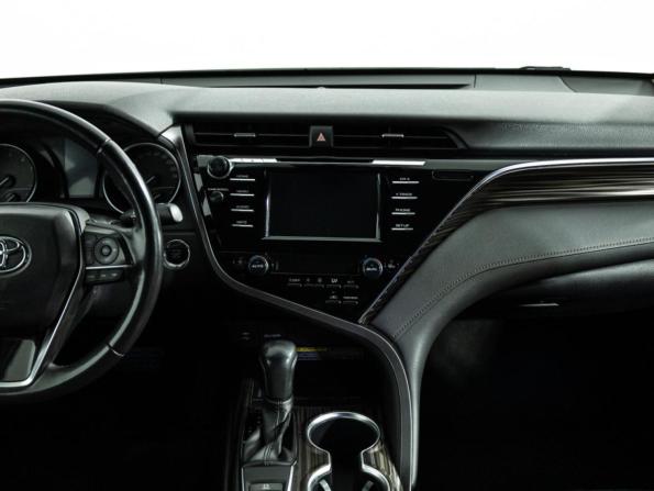 Toyota Camry VIII (XV70) с пробегом 2018 года, цена 2 319 000 рублей, 153254 км, седан, Автокод Объявления