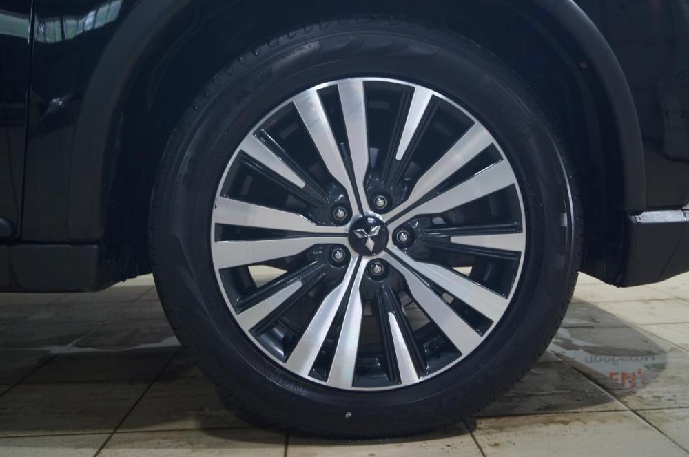 Mitsubishi Outlander III Рестайлинг 3 Екатеринбург  - изображение 5
