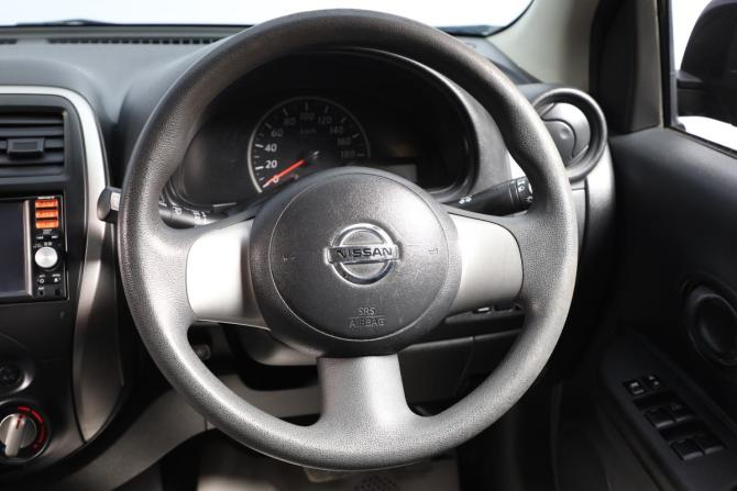 Nissan March IV (K13) Рестайлинг с пробегом 2015 года, цена 749 000 рублей, 137545 км, хэтчбек, Автокод Объявления