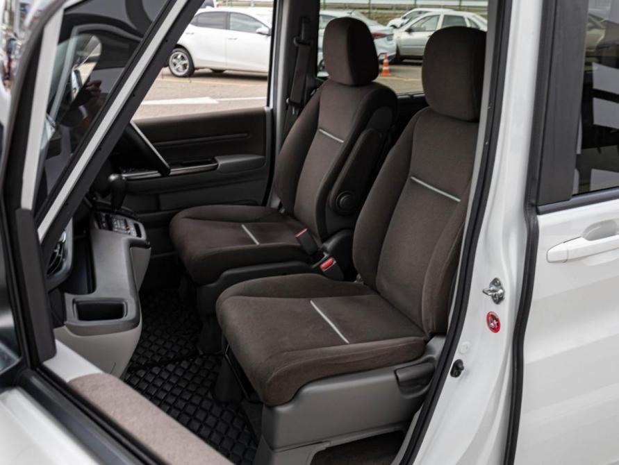 Honda Stepwgn V Краснодар  - изображение 8