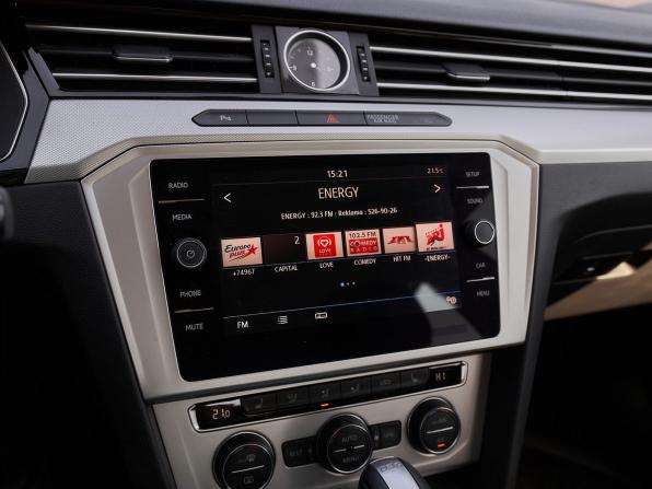 Volkswagen Passat B8 с пробегом 2019 года, цена 2 274 400 рублей, 85373 км, седан, Автокод Объявления