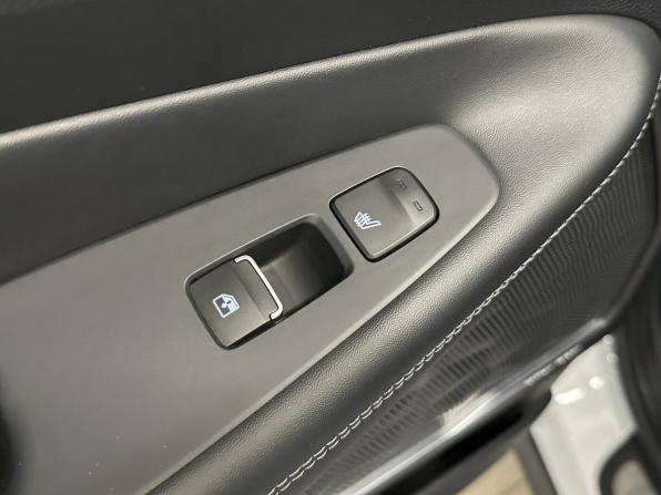 Hyundai Santa Fe IV с пробегом 2021 года, цена 4 120 000 рублей, 44242 км, внедорожник, Автокод Объявления