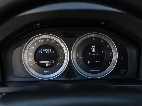 Volvo V60 I с пробегом 2011 года, цена 728 000 рублей, 270560 км, универсал, Автокод Объявления