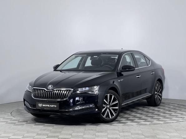 Skoda Superb III Рестайлинг с пробегом 2025 года, цена 3 450 000 рублей, 1543 км, лифтбек, Автокод Объявления