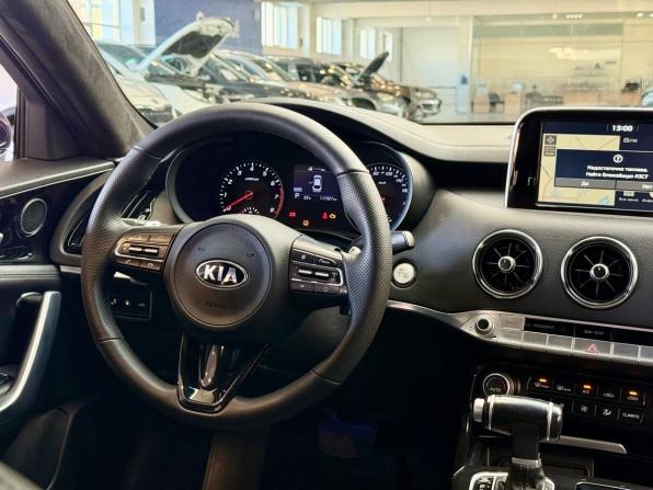 Kia Stinger I с пробегом 2018 года, цена 2 299 000 рублей, 116716 км, лифтбек, Автокод Объявления
