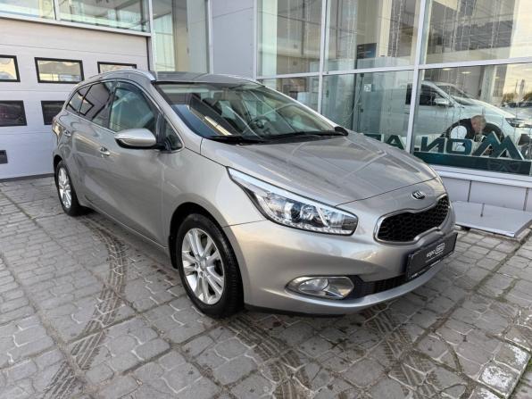 Kia Ceed II с пробегом 2014 года, цена 1 000 000 рублей, 163640 км, универсал, Автокод Объявления