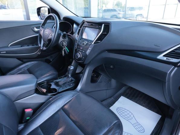 Hyundai Santa Fe III с пробегом 2012 года, цена 1 655 000 рублей, 140089 км, внедорожник, Автокод Объявления