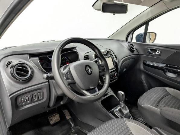 Renault Kaptur I с пробегом 2018 года, цена 1 215 000 рублей, 135958 км, внедорожник, Автокод Объявления