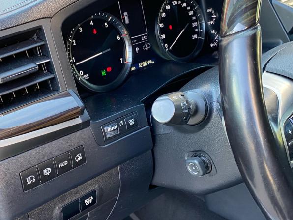 Lexus LX III Рестайлинг 2 с пробегом 2021 года, цена 8 450 000 рублей, 129644 км, внедорожник, Автокод Объявления