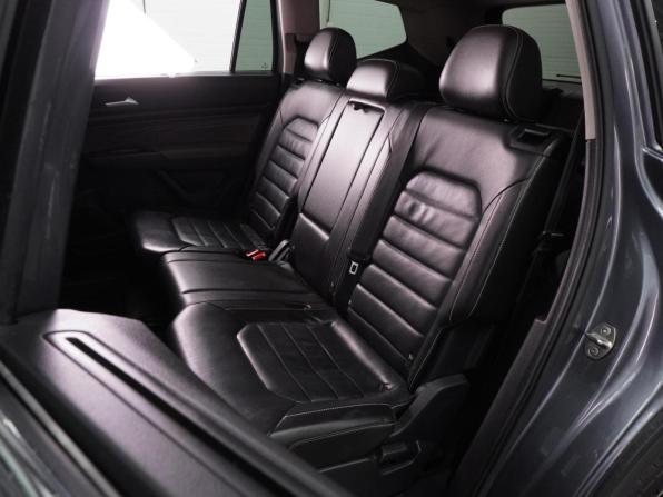 Volkswagen Teramont I Рестайлинг с пробегом 2021 года, цена 3 649 000 рублей, 136232 км, внедорожник, Автокод Объявления