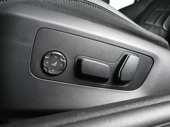 BMW 5 серии VIII (G60/G61/G68) с пробегом 2024 года, цена 7 499 000 рублей, 15000 км, седан, Автокод Объявления