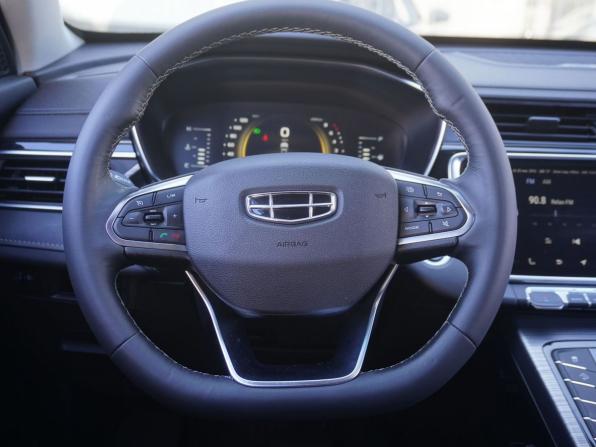 Geely Atlas Pro с пробегом 2021 года, цена 1 819 000 рублей, 78211 км, внедорожник, Автокод Объявления