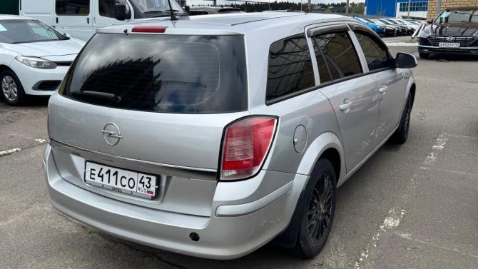 Opel Astra H Рестайлинг с пробегом 2011 года, цена 485 000 рублей, 237272 км, универсал, Автокод Объявления