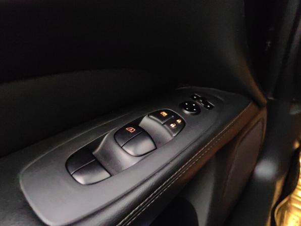 Nissan Pathfinder IV с пробегом 2015 года, цена 1 945 000 рублей, 90500 км, внедорожник, Автокод Объявления