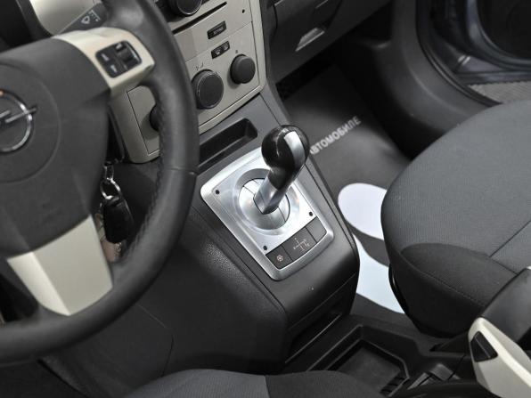 Opel Zafira B Рестайлинг с пробегом 2008 года, цена 389 000 рублей, 226000 км, компактвэн, Автокод Объявления