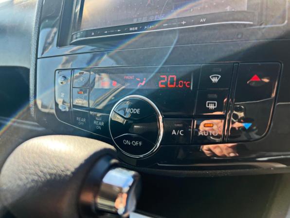 Nissan Serena IV (C26) с пробегом 2012 года, цена 1 250 000 рублей, 234405 км, минивэн, Автокод Объявления