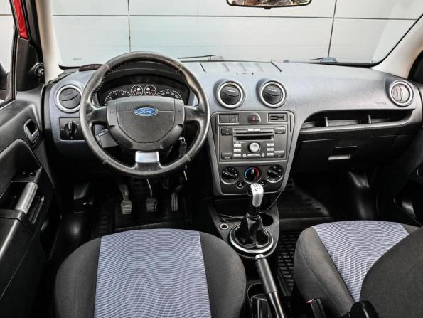 Ford Fusion I Рестайлинг с пробегом 2007 года, цена 479 000 рублей, 213129 км, хэтчбек, Автокод Объявления