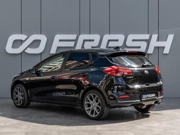 Kia Ceed II с пробегом 2013 года, цена 1 040 000 рублей, 204714 км, хэтчбек, Автокод Объявления