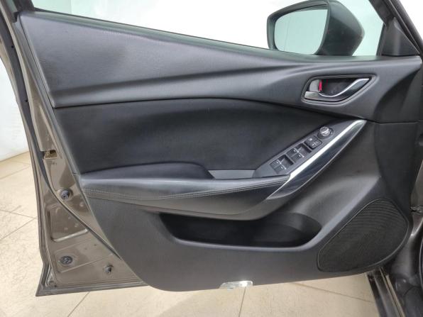 Mazda 6 III (GJ) Рестайлинг с пробегом 2018 года, цена 2 030 000 рублей, 138402 км, седан, Автокод Объявления