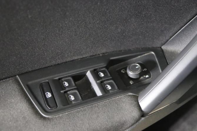 Volkswagen Tiguan II с пробегом 2019 года, цена 2 349 990 рублей, 106889 км, внедорожник, Автокод Объявления