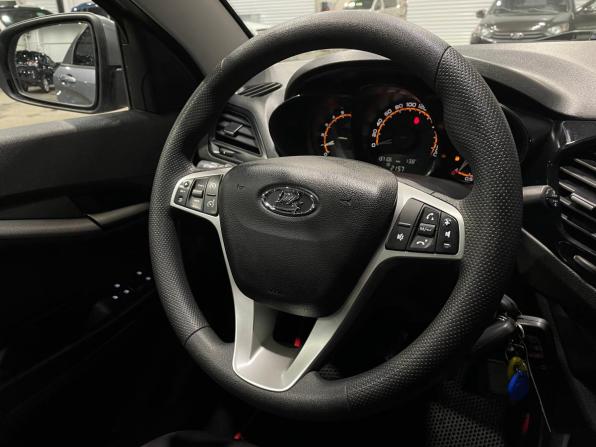 Lada (ВАЗ) Vesta I с пробегом 2019 года, цена 664 000 рублей, 137106 км, седан, Автокод Объявления