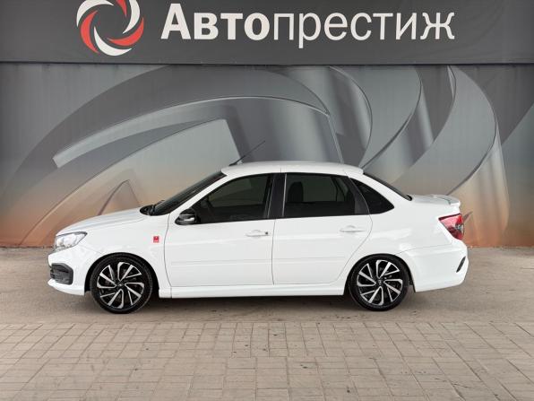 Lada (ВАЗ) Granta I Рестайлинг с пробегом 2024 года, цена 1 050 000 рублей, 45000 км, седан, Автокод Объявления