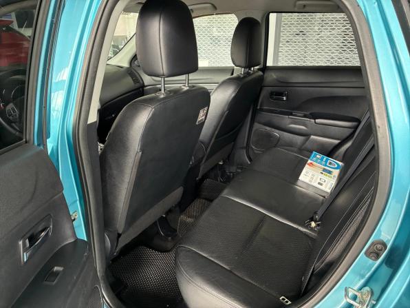 Mitsubishi ASX I с пробегом 2011 года, цена 835 000 рублей, 240000 км, внедорожник, Автокод Объявления