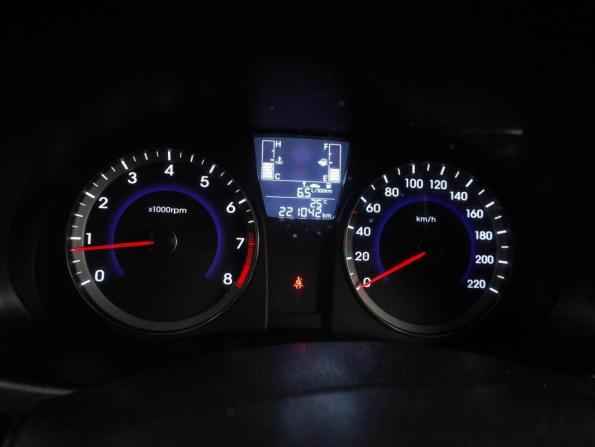 Hyundai Solaris I Рестайлинг с пробегом 2014 года, цена 829 000 рублей, 221041 км, седан, Автокод Объявления