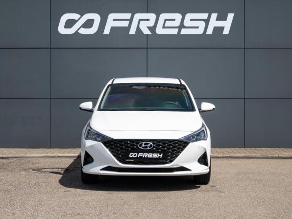 Hyundai Solaris II Рестайлинг с пробегом 2021 года, цена 1 620 000 рублей, 53340 км, седан, Автокод Объявления